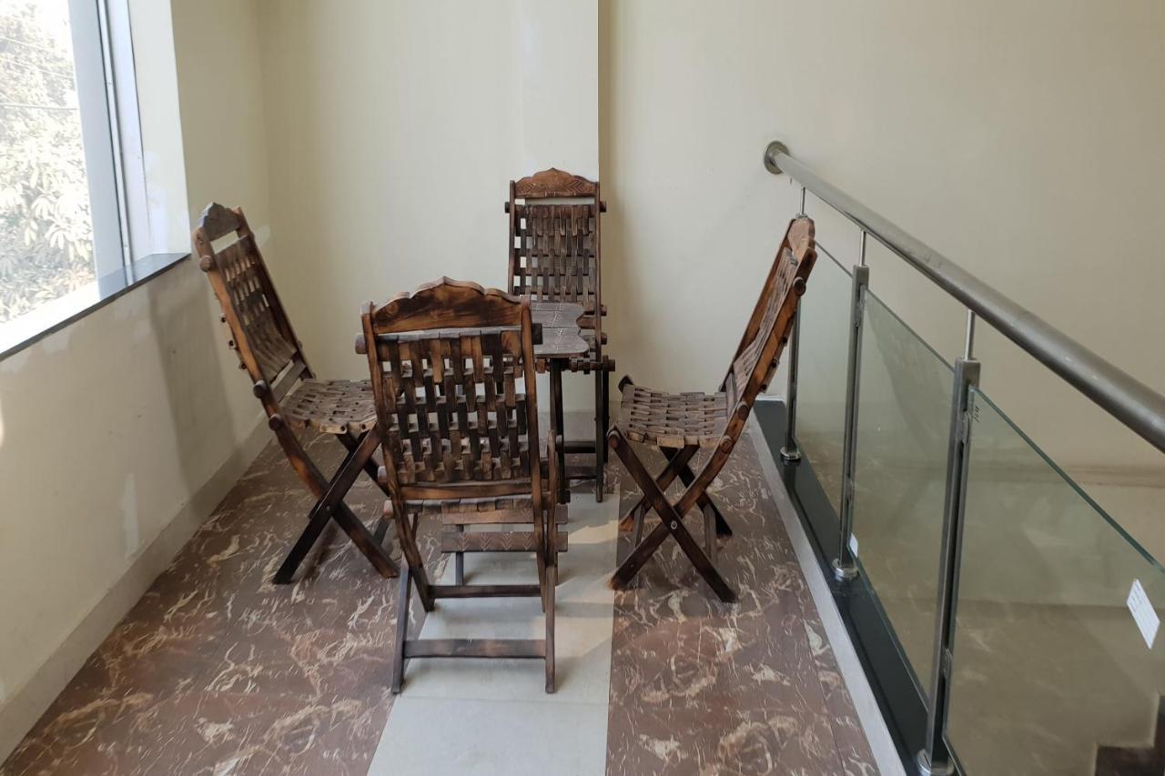 Oyo 27750 Bhagwati Residency Hotel Mirzapur Exterior photo