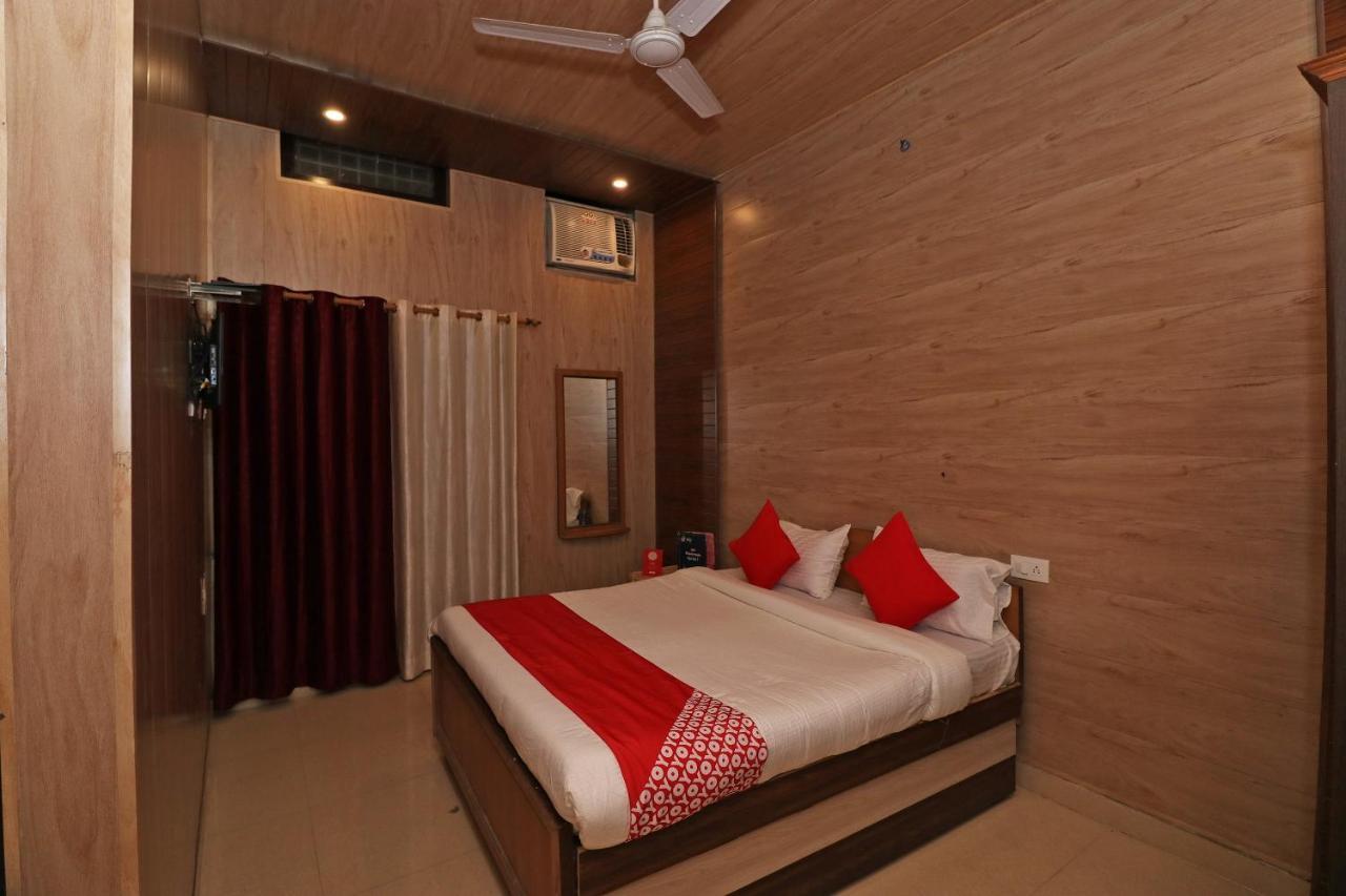 Oyo 27750 Bhagwati Residency Hotel Mirzapur Exterior photo